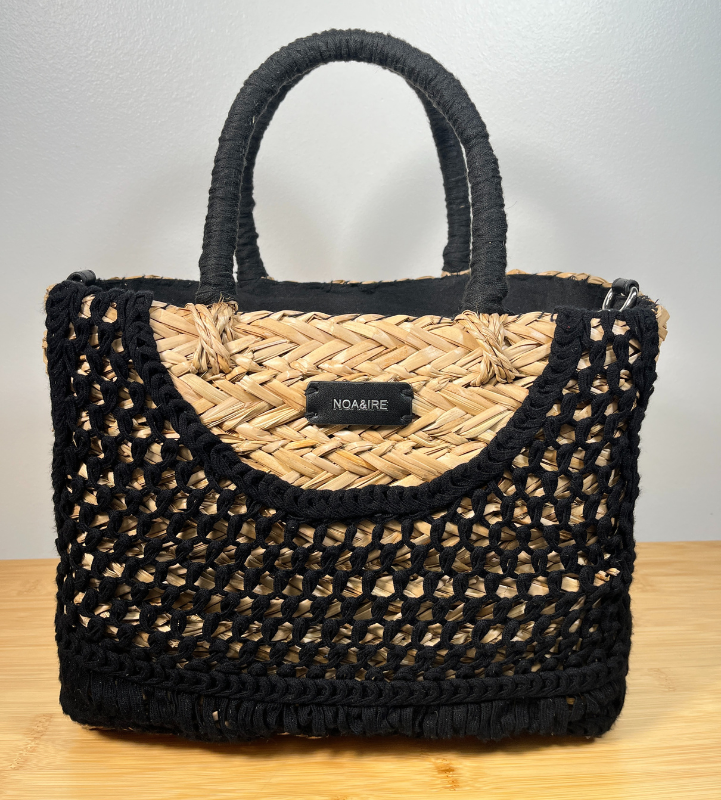 Detailed Natural Bag