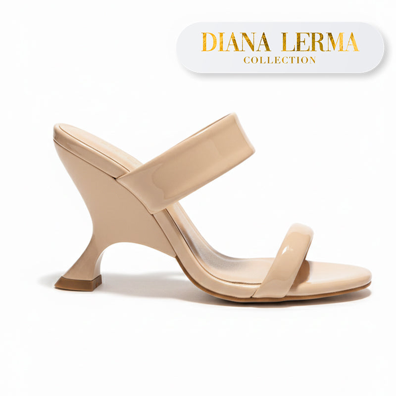 Glossy Straps Wedges