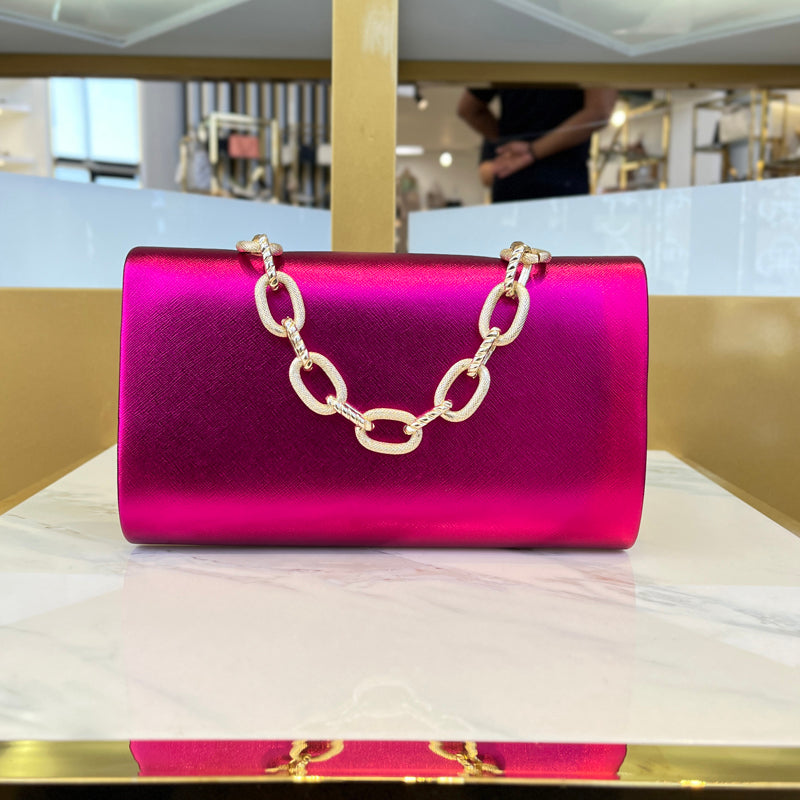 Chain Metallic Pink Clutch