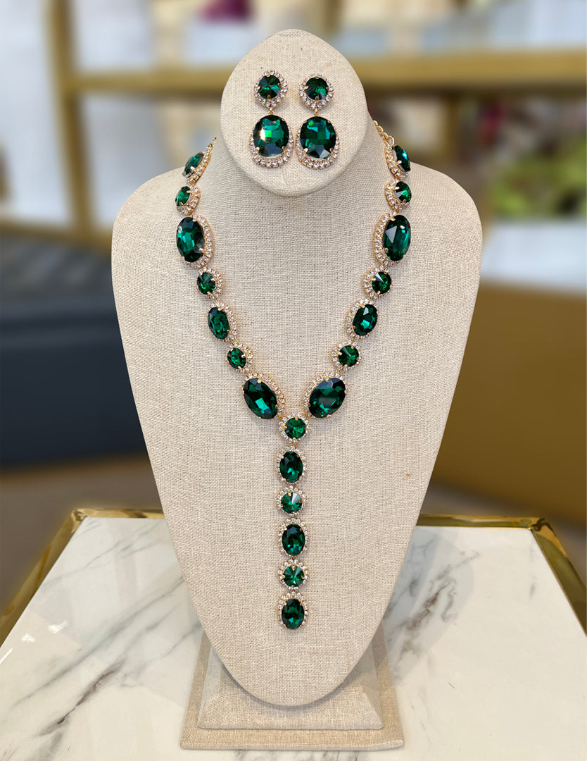 V-Neck  Green Necklaces & Earrings